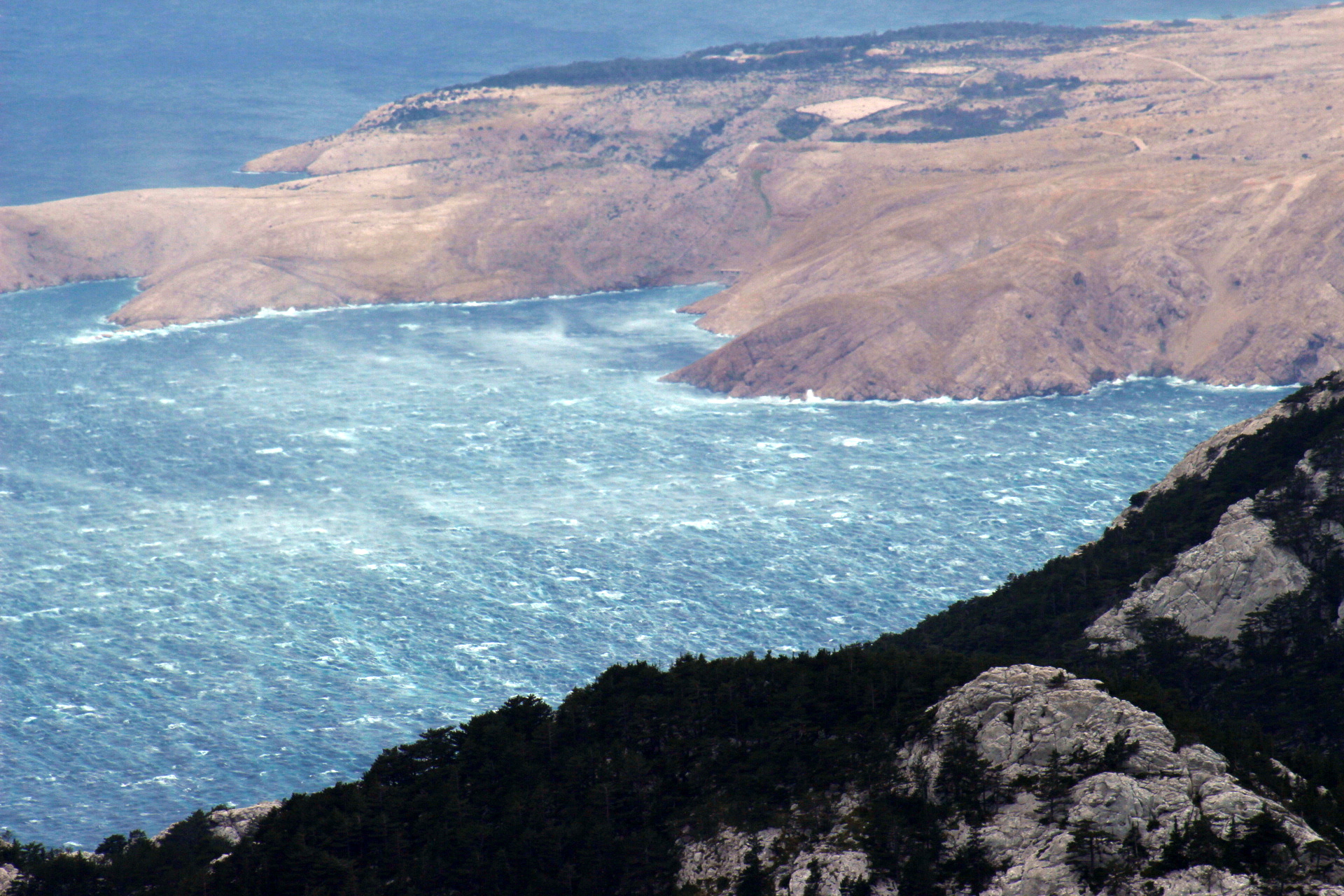 Svjetski dan vjetra (15.6.) – Priča o buri